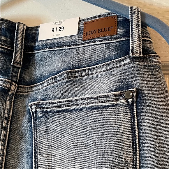 Judy Blue Denim - Judy Blue Women's Classic Denim Stretch Distressed Jeans size 9